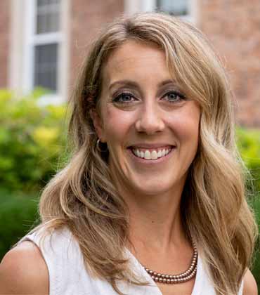 Lindsey Freed