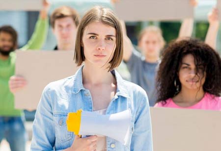 Strengthening Modern Marketing with Knowledge