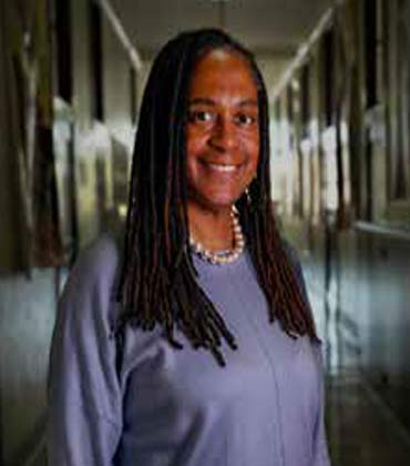 Dr. Nadirah Nayo